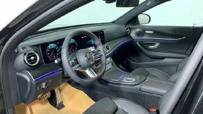 E 200 4MATIC Sport